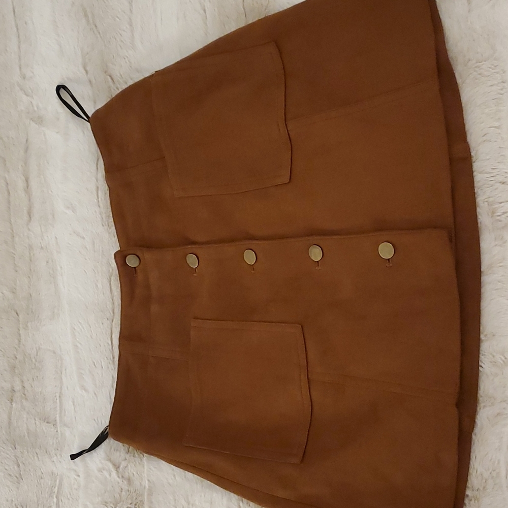 Skirt short